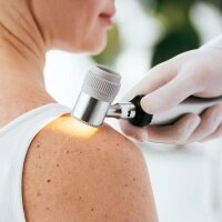 Logo Dermatologikum Hamburg Eppendorf MVZ GmbH - Frau Dr. med. Susanne Steinkraus