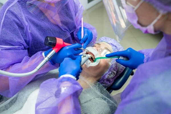 Oralchirurgie